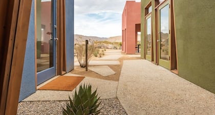 Monument House by Homestead Modern