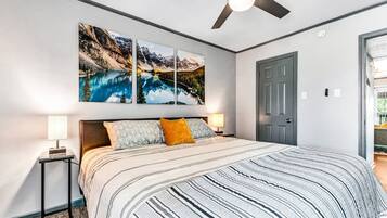 2 dormitoris, planxa i posts de planxar, wifi i roba de llit