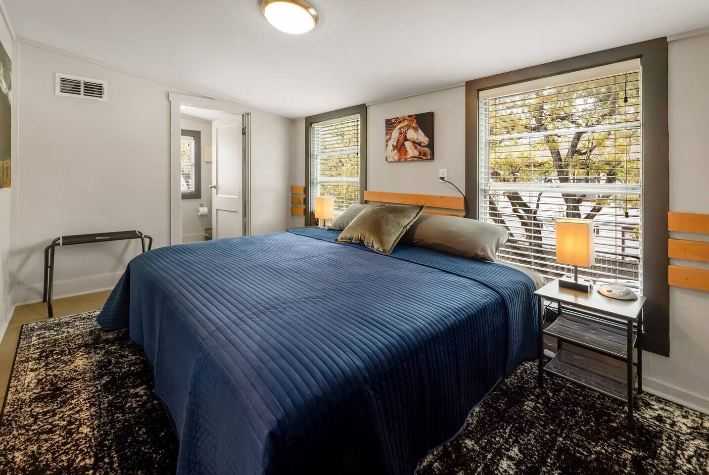 2 slaapkamers, een strijkplank/strijkijzer, wifi, beddengoed