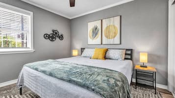 2 bedrooms, iron/ironing board, WiFi, bed sheets