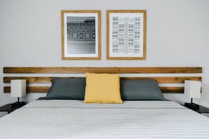 2 chambres, fer et planche à repasser, Wi-Fi, draps fournis
