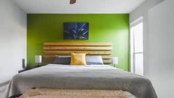 2 bedrooms, iron/ironing board, WiFi, bed sheets