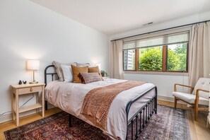 2 quartos, Wi-Fi de cortesia, roupa de cama
