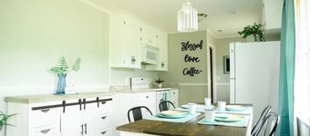 Peaceful 3BR/2BA House Near EVERYTHING w/WIFI 