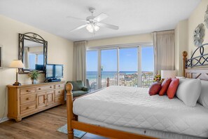 4 slaapkamers, een strijkplank/strijkijzer, gratis wifi, beddengoed