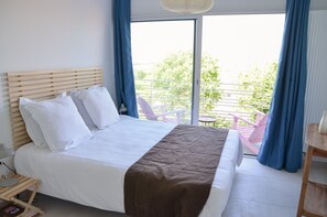 2 chambres, fer et planche à repasser, lit parapluie, Wi-Fi gratuit