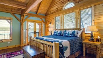 6 habitaciones, tabla de planchar con plancha y cuna de viaje