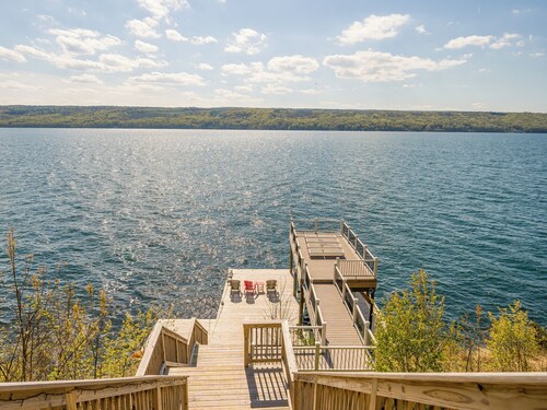 Spacious Finger Lakes Waterfront Lodge