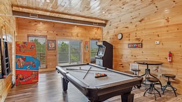 Cabin, 4 Bedrooms | Billiards