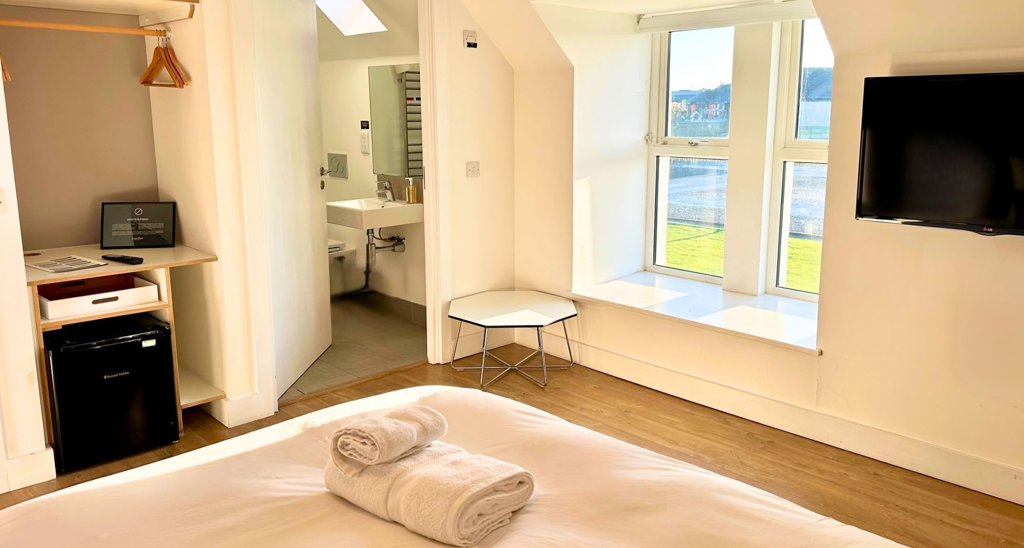 Cottage | 1 bedroom, bed sheets