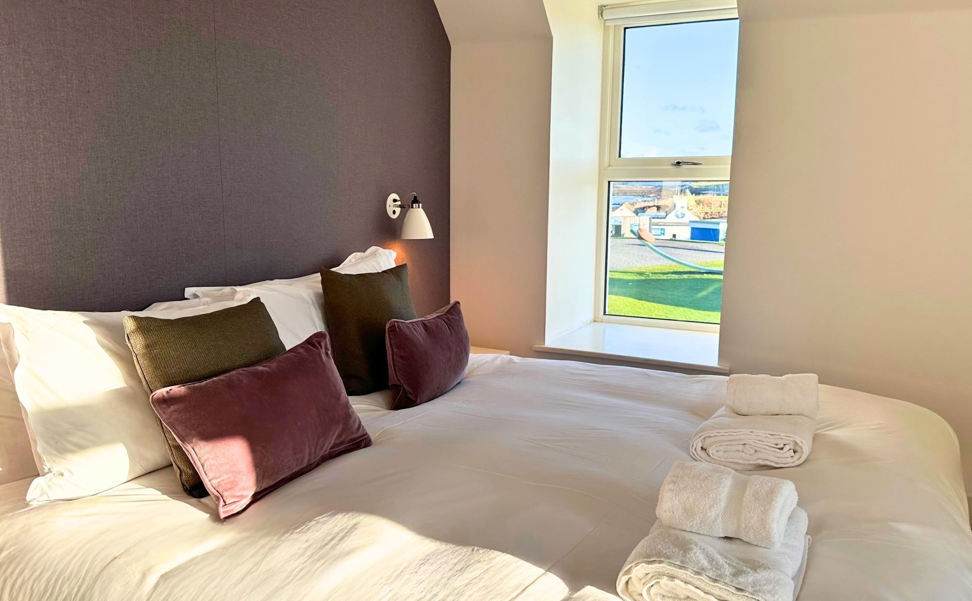 Cottage | 1 bedroom, bed sheets