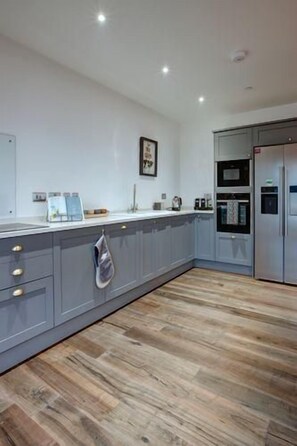 Cottage | Interior