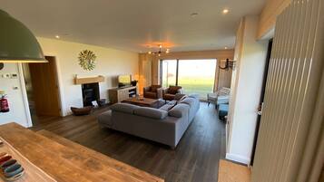 Cottage | Living area | LCD TV