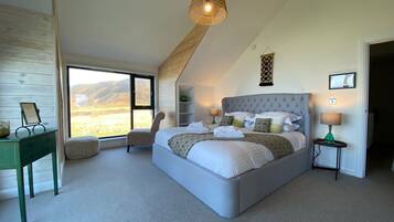 Cottage | 5 bedrooms, iron/ironing board