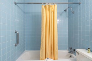 Articles de toilette gratuits, serviettes fournies