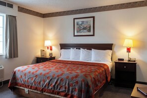 Desk, free WiFi, bed sheets - Executive Inn & Suites Lufkin US 59 (Lufkin)
