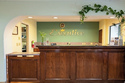 Executive Inn & Suites Lufkin US 59