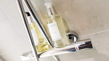 Cottage | Ăquipements de salle de bain | Baignoire relaxante profonde, sĂšche-cheveux