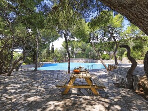 Alberca al aire libre por temporada 