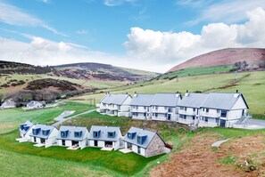 Aerial view - 2 Bed Penthouse Apartment - 10 (Pwllheli)