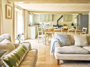 Cottage | Living area | LCD TV, fireplace, DVD player - Coach House (Totnes)