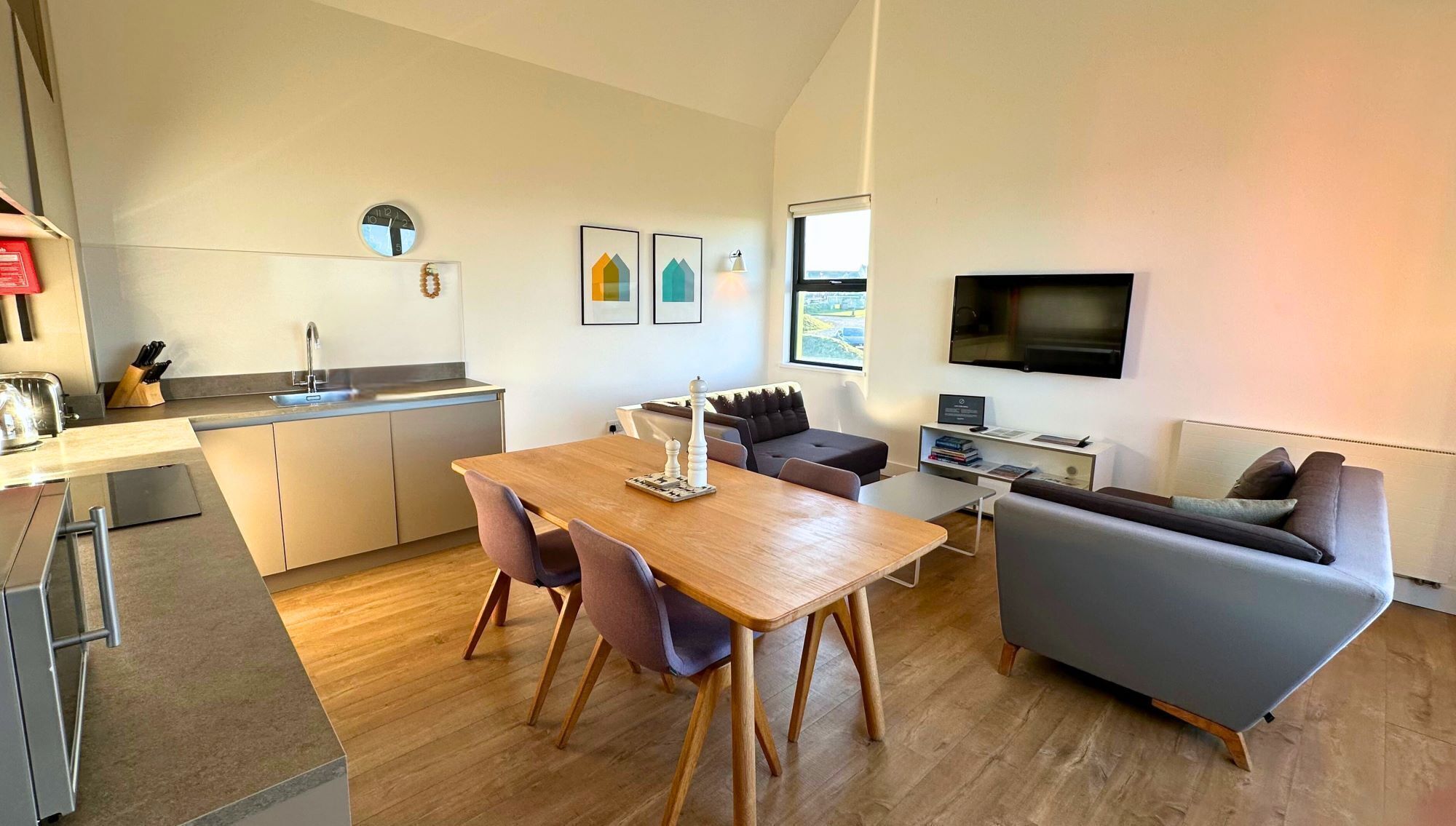 Cottage | Living area | LCD TV