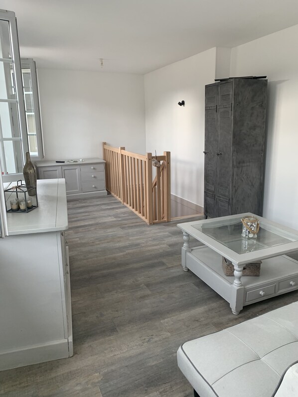 Interior - Appartement Neuf Plein Centre Ville (Buchy)