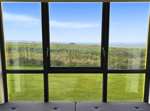 Buckie - 1 Bed Luxury Studio Apartment