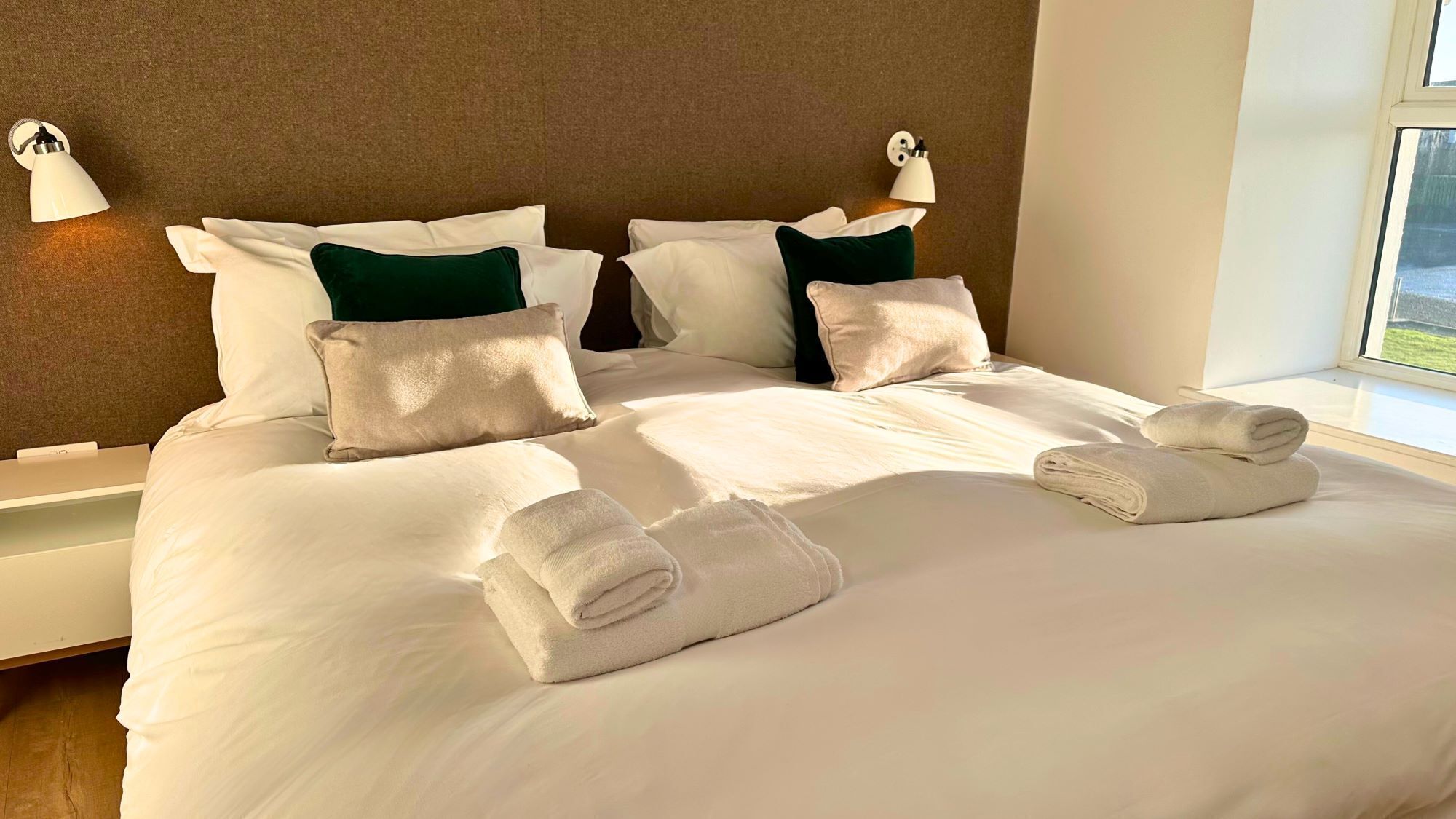 Cottage | 1 bedroom, bed sheets