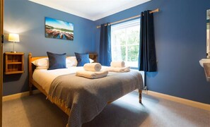 6 ห้องนอน, ห้องพักตกแต่งอย่างมีเอกลักษณ์, ตกแต่งพิเศษโดยเฉพาะ, Wi-Fi ฟรี