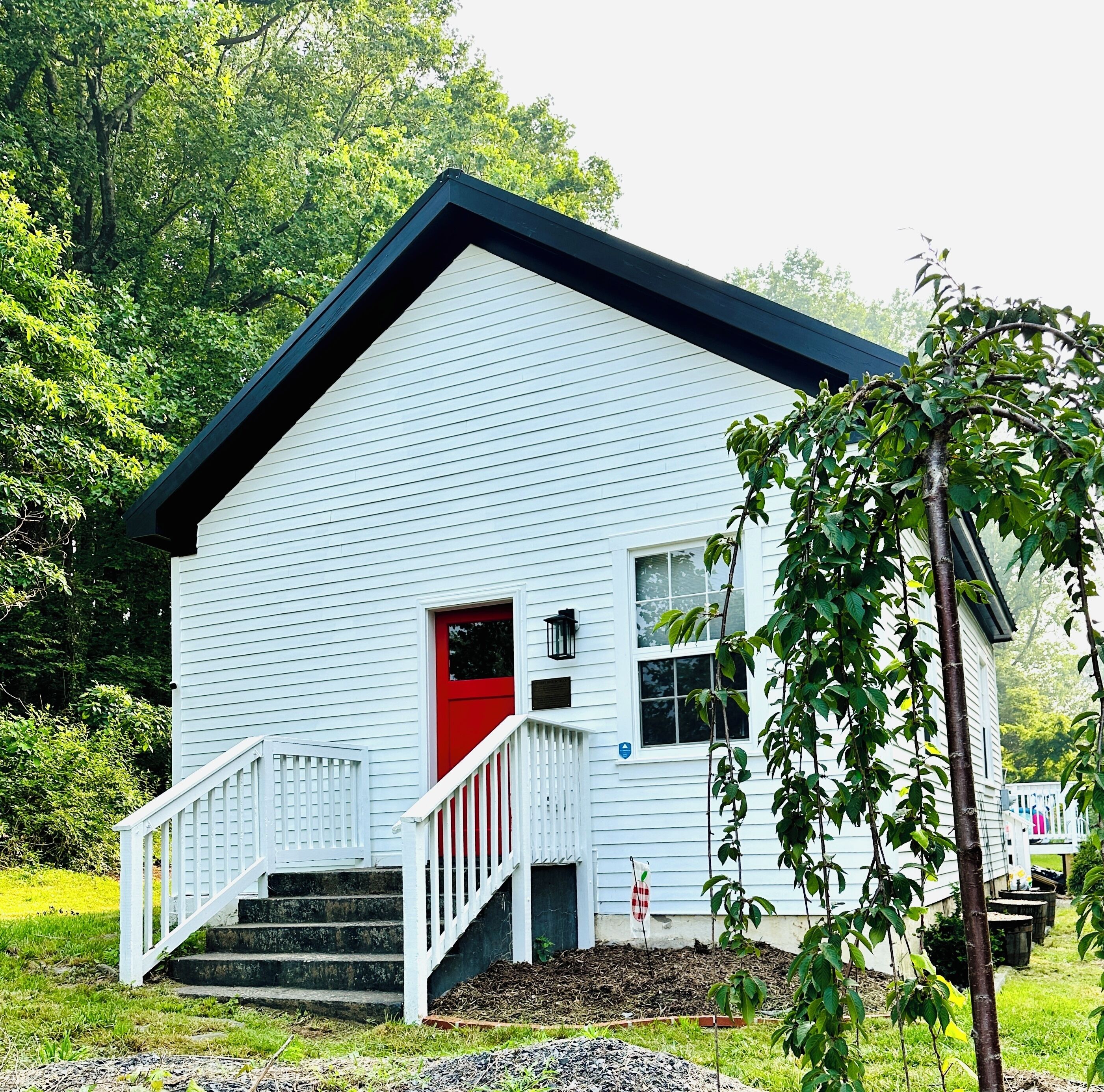 Historic Schoolhouse in Linden w/ Pool & Hot Tub -- Close to wineries & more!