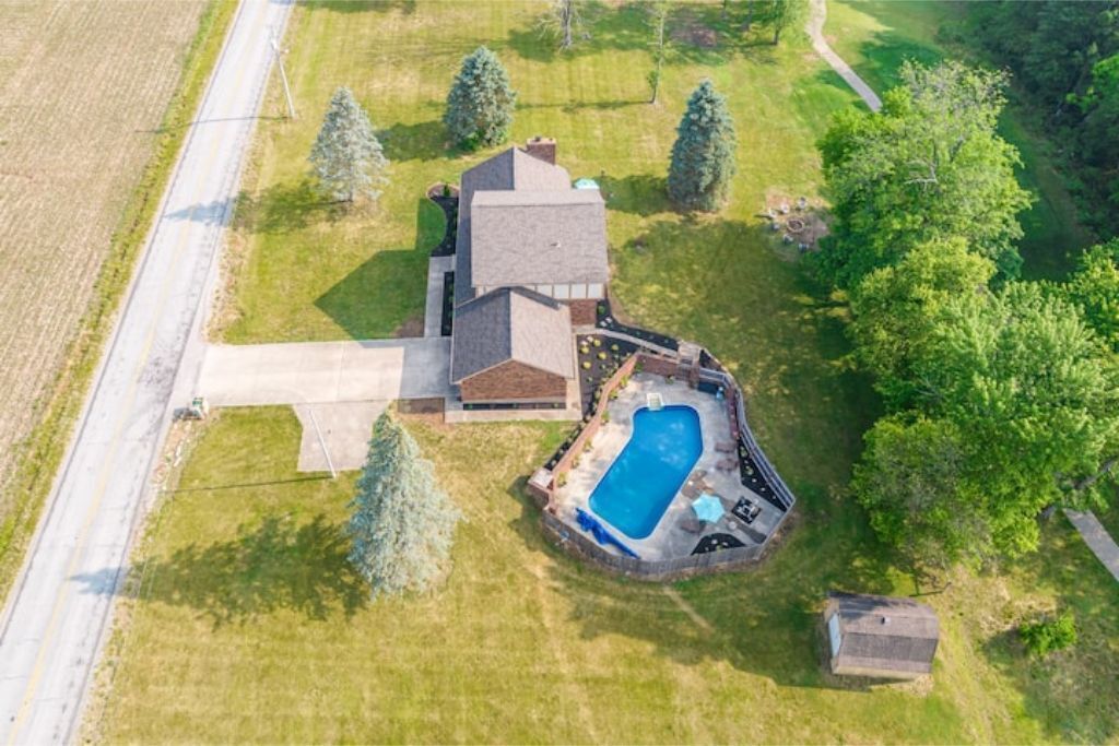 Country 4BR w/pool + golf course