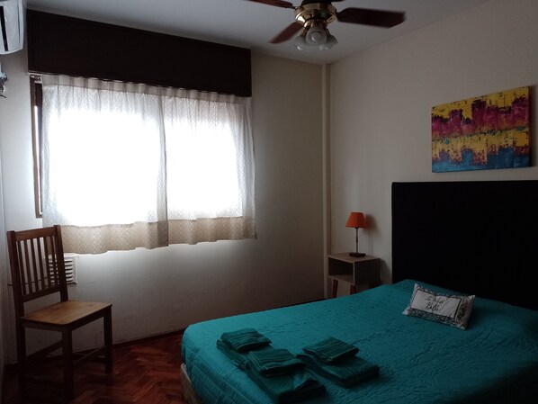 1 Schlafzimmer, Zimmersafe, Bügeleisen/Bügelbrett, kostenloses WLAN