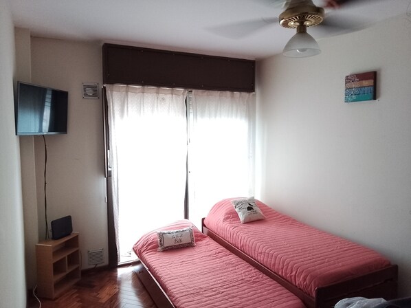 1 bedroom, in-room safe, iron/ironing board, free WiFi