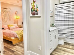 3 chambres, fer et planche Ă repasser, Wi-Fi, draps fournis