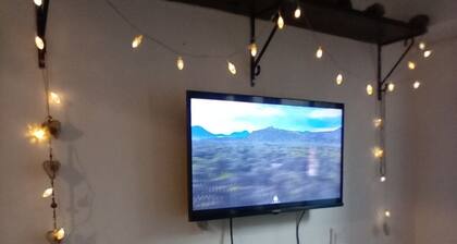 Blocks away from the terminal and the sea, Ph 3 rooms