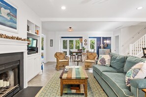 Smart TV, books, offices, computer monitors