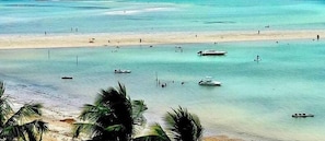 Private beach, white sand, beach bar