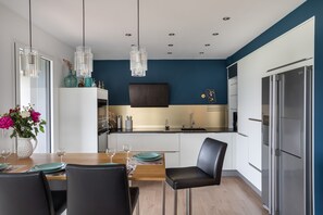 Dining - Le Canal - Appt avec balcon - Vue dégagée en bord de Vilaine (Rennes)