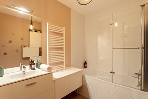 Hair dryer, towels - Le Canal - Appt avec balcon - Vue dégagée en bord de Vilaine (Rennes)