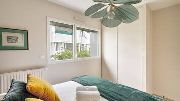 2 chambres, fer et planche Ă repasser, Wi-Fi gratuit, draps fournis