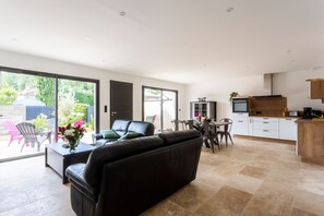 TV - La Villa de l'Olivier - Charmante maison climatisée pour 6 (Saint-Victor-la-Coste)