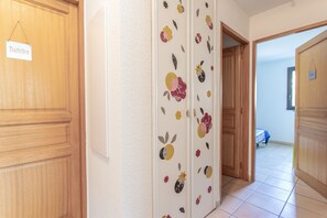 Interior - Les Aiguilles de Chabrière - Appt vue montagne pour 4 (Savines-le-Lac)