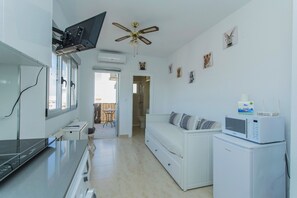 Interior - 087 Sky Studio - Alicante Holiday (Torrevieja)