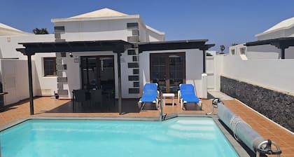 Looking for a vacation in the sun? Book Casa Morgana now!