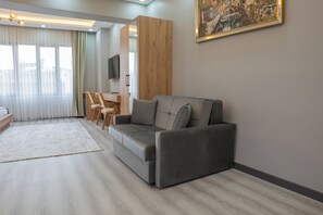 ห้องพรีเมียม, เตียงคิงไซส์ 1 เตียง | เครื่องนอนระดับพรีเมียม, เตียง Select Comfort, ตู้นิรภัยในห้องพัก