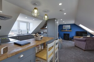 Fridge, dishwasher, electric kettle, toaster