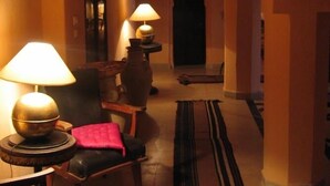 Reception - Riad Dar El Caid. Palais Siecle XIV (Tozeur)