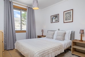 1 Schlafzimmer, Bügeleisen/Bügelbrett, Reisekinderbett, kostenloses WLAN