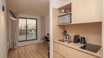 Appartement Confort | Cuisine privée | Réfrigérateur, micro-ondes, plaque de cuisson, lave-vaisselle